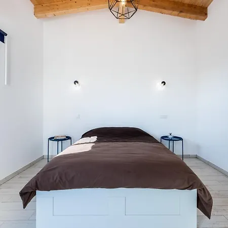 Porta 27 Apartment *