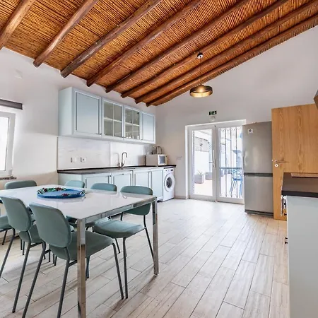 Apartamento Porta 27 *